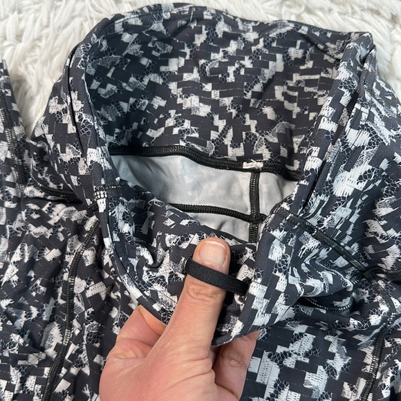 Lululemon Fast and Free Tight II 25" *Non-Reflective Nulux Pace Lace Graphite Gr - Picture 3 of 6